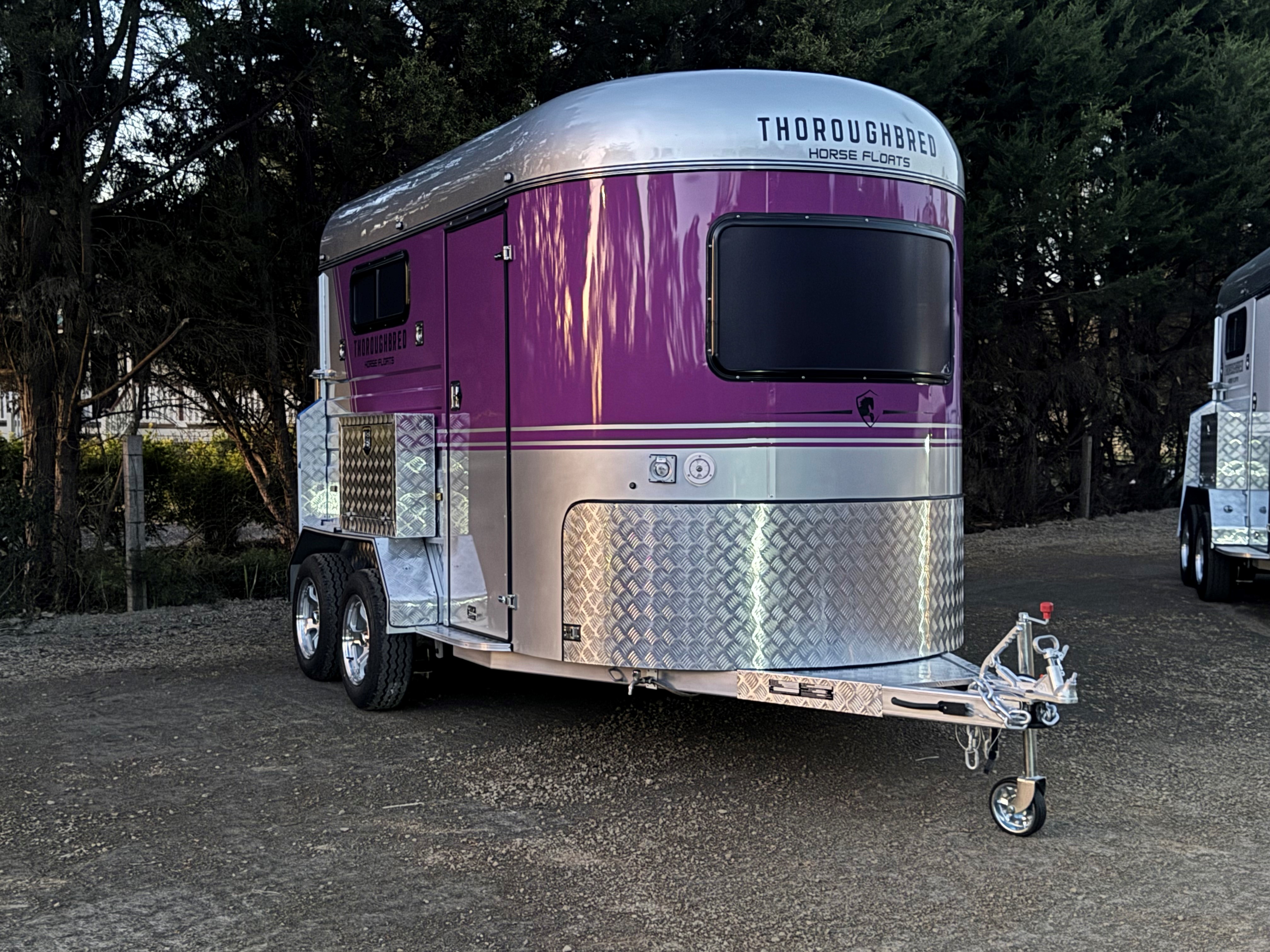 **NEW*** 2HAL ANGLE LOAD DELUXE on HorseYard.com.au